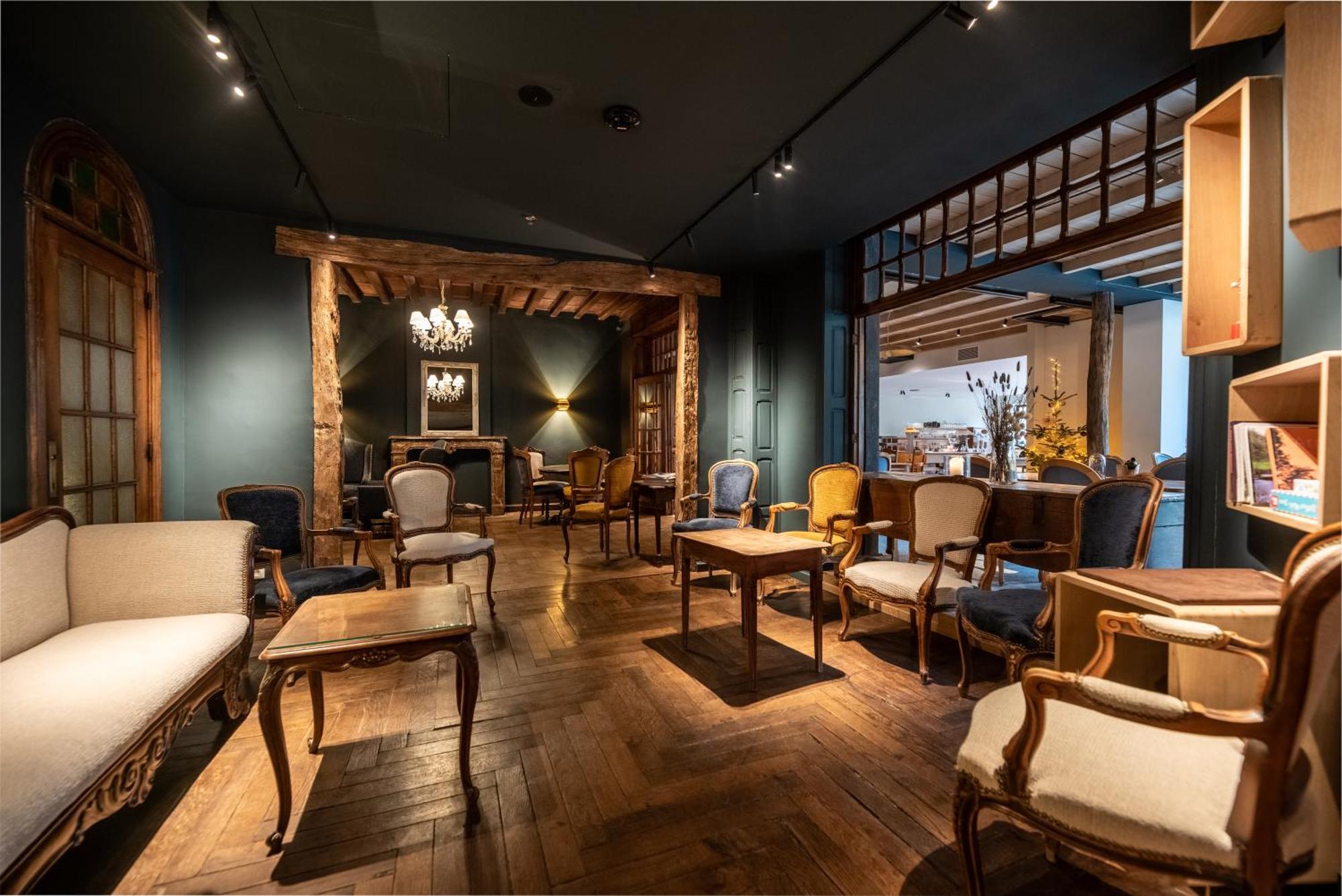 Hostellerie La Claire Fontaine, Logis Hotels & Spa ラ・ロシュ・アン・アルデンヌ エクステリア 写真