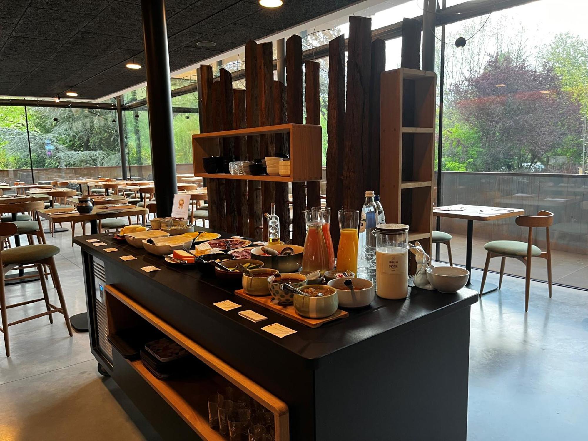 Hostellerie La Claire Fontaine, Logis Hotels & Spa ラ・ロシュ・アン・アルデンヌ エクステリア 写真